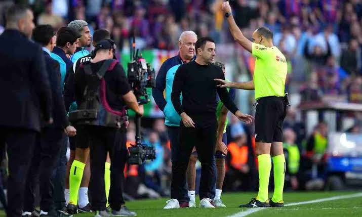 تشافي هيرنانديز - ماتيو لاهوز - مباراة برشلونة وإسبانيول