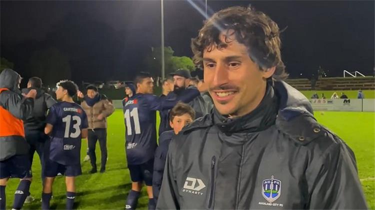 ألبرت ريرا - أوكلاند سيتي