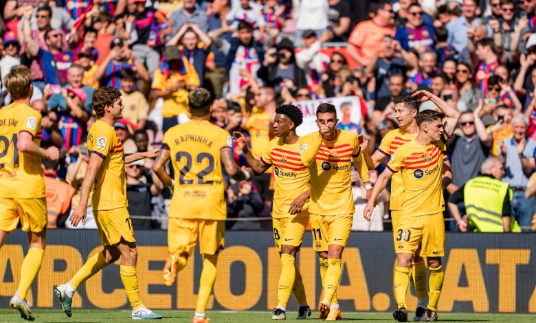 لاعبو برشلونة بعد الهدف أمام أتلتيكو مدريد - الدوري الإسباني