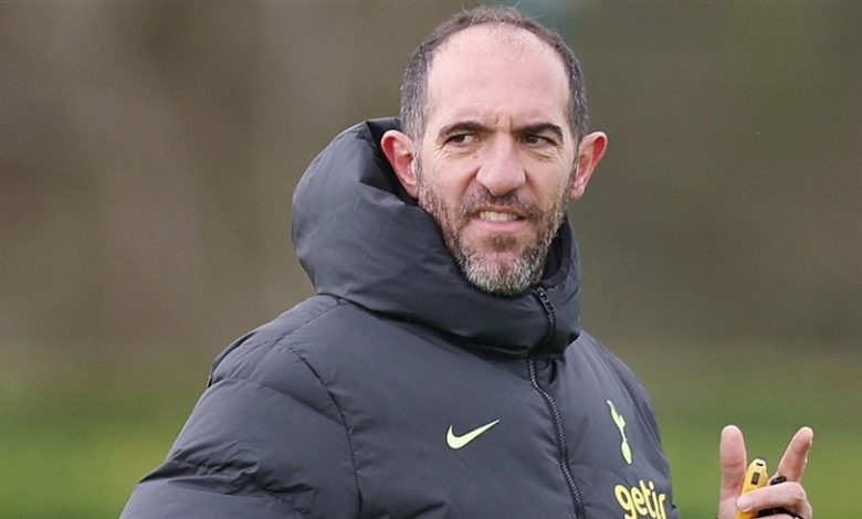 كريستيان ستليني - المدير الفني لفريق توتنهام هوتسبير