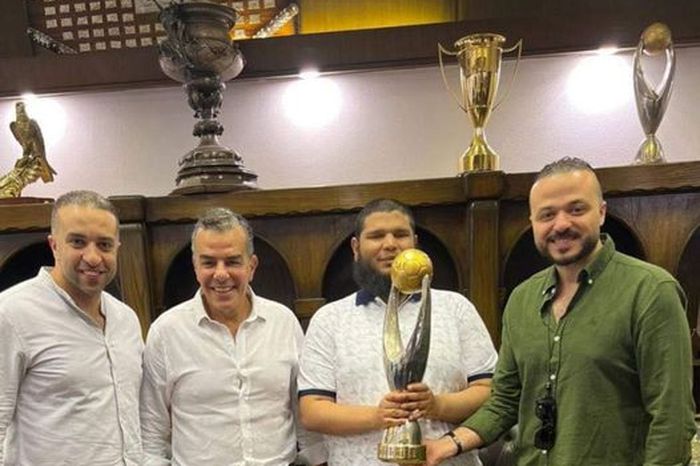 مشجع الاهلي الكفيف