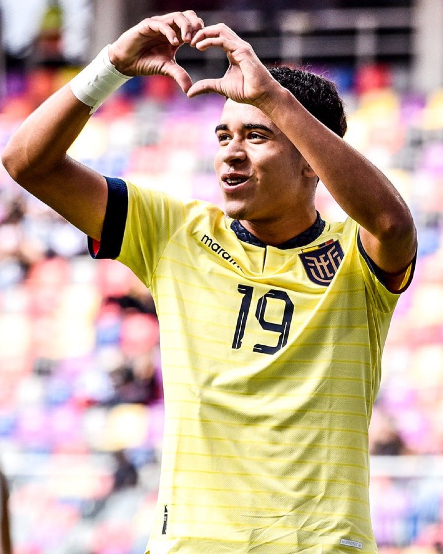 كيندري بايز