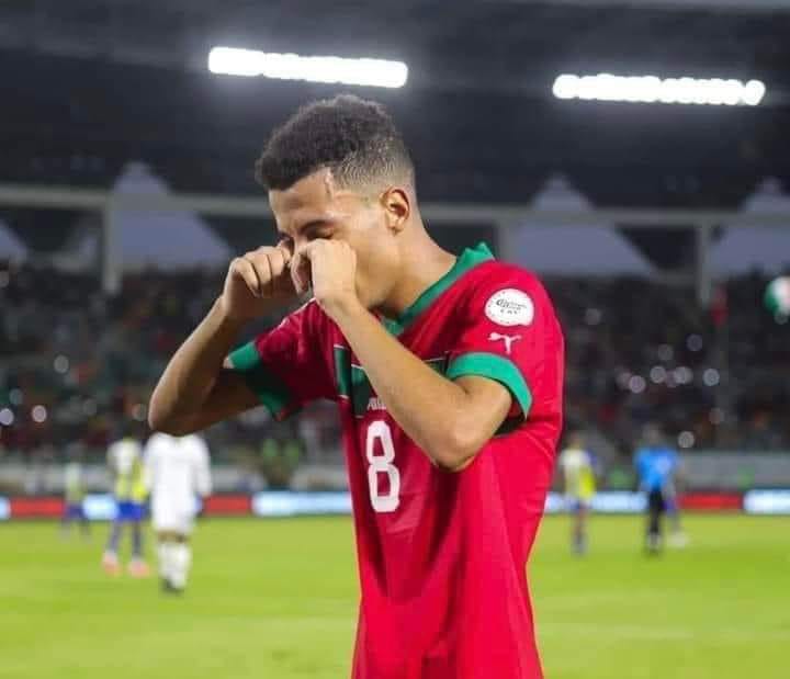 عز الدين أوناحي لاعب منتخب المغرب