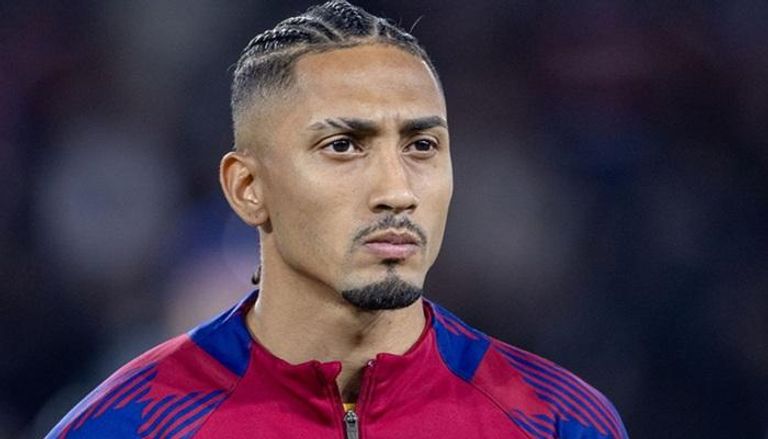 لاعب نادي برشلونة "رافينيا"